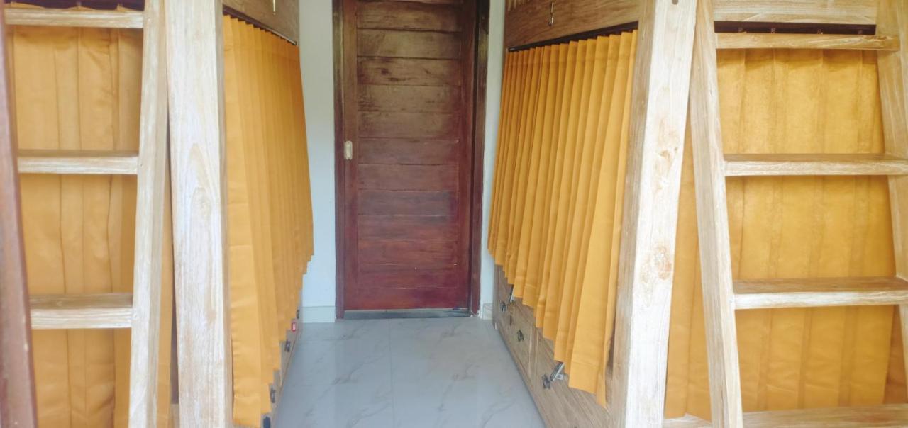 Dream Beach Hostel Lembongan Экстерьер фото