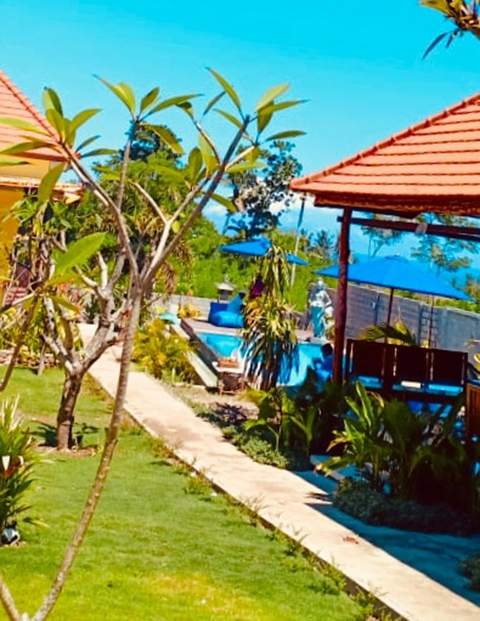 Dream Beach Hostel Lembongan Экстерьер фото