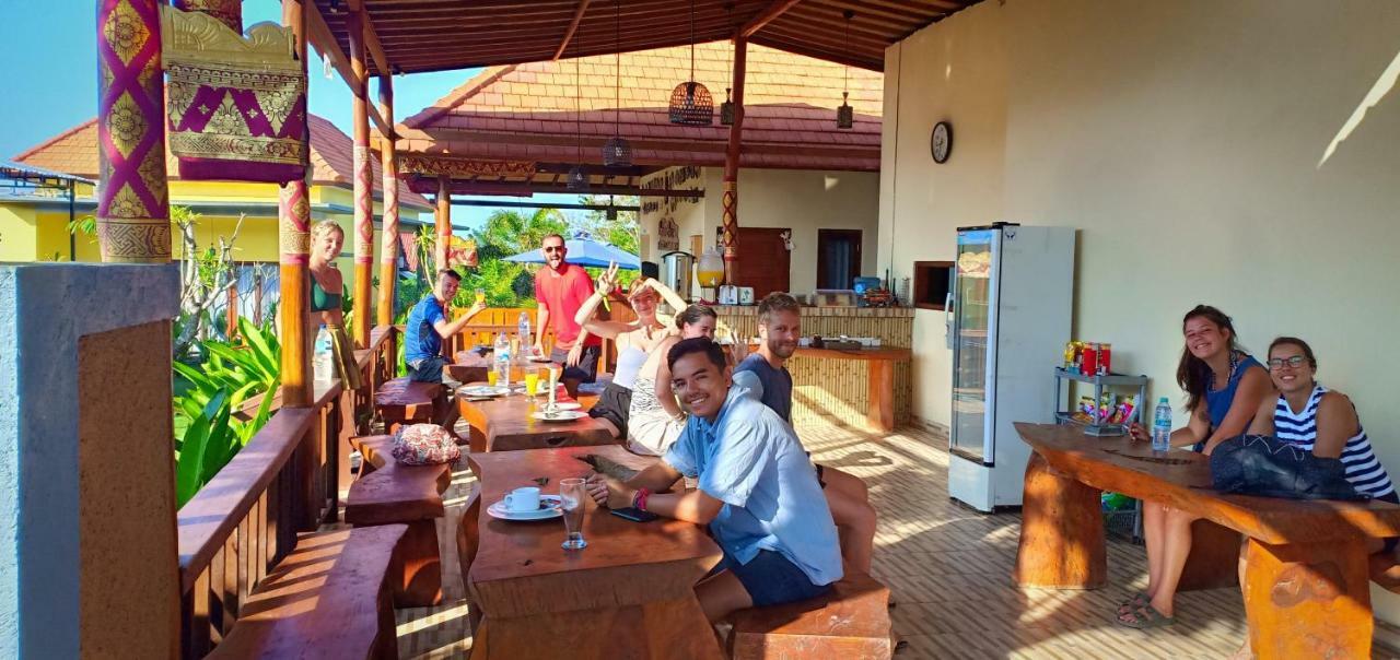 Dream Beach Hostel Lembongan Экстерьер фото