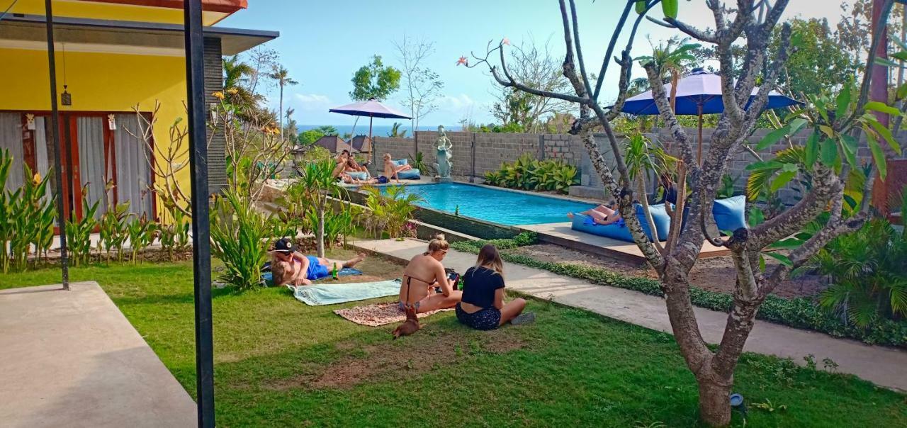 Dream Beach Hostel Lembongan Экстерьер фото